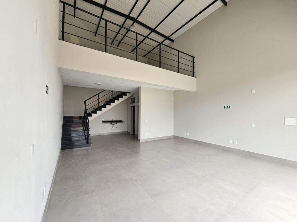 Salão para aluguel no Jardim Nova Iguaçu: 