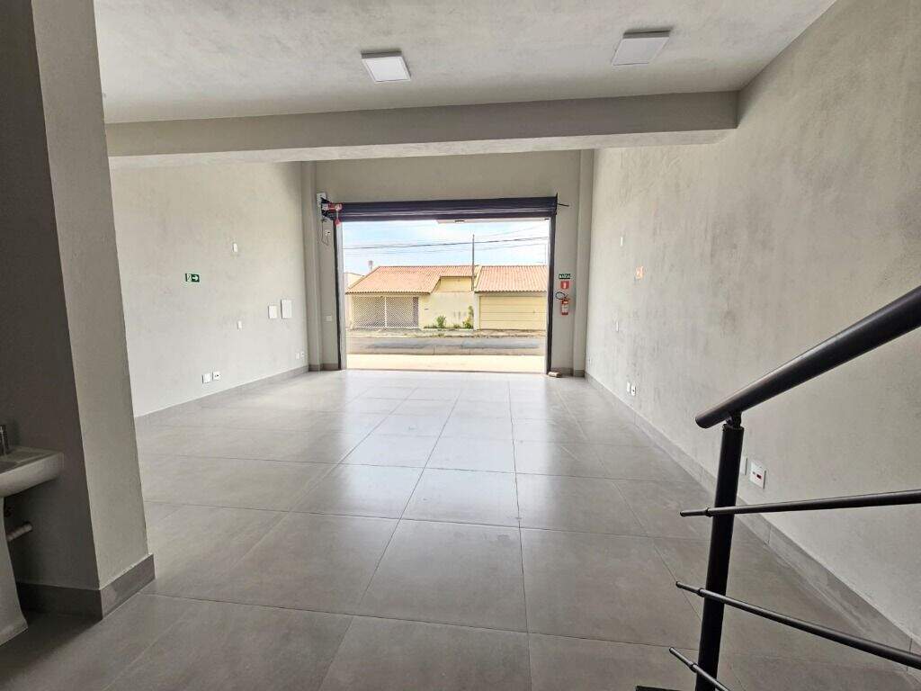 Salão para aluguel no Jardim Nova Iguaçu: 