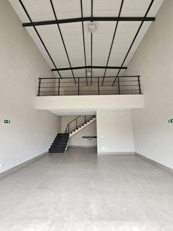 Salão para aluguel no Jardim Nova Iguaçu: 