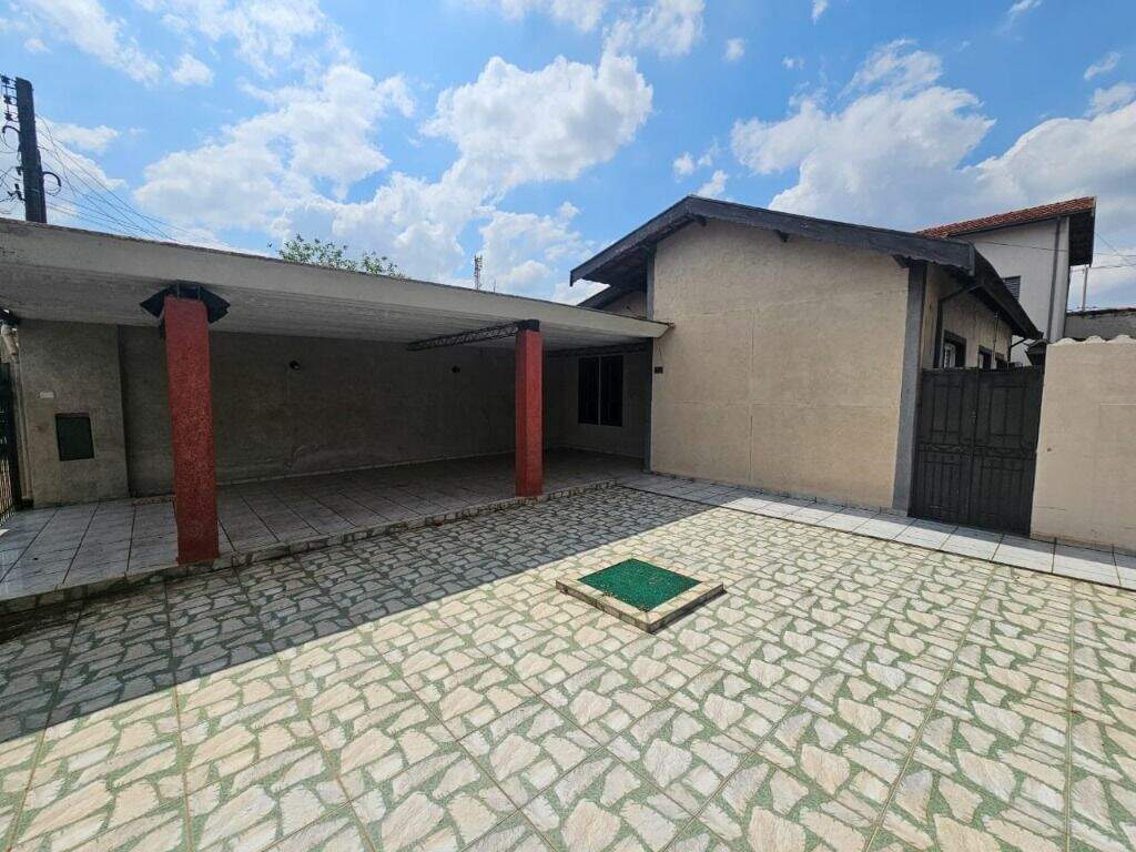 Casa para aluguel no Jardim Monumento: 