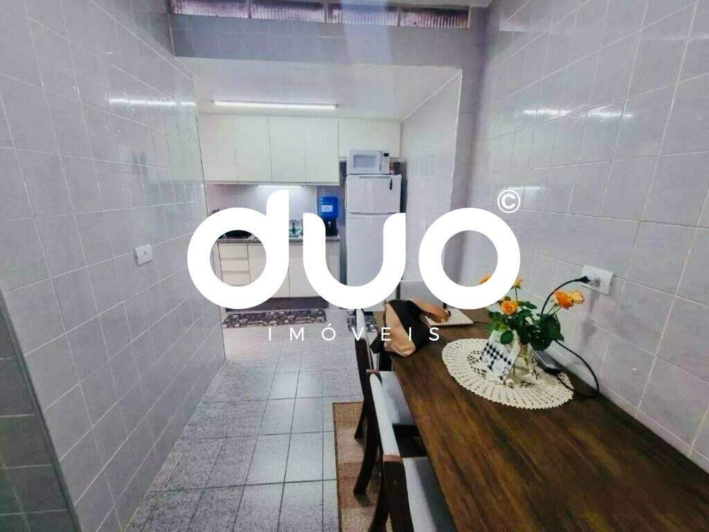 Casa à venda no Alto: 