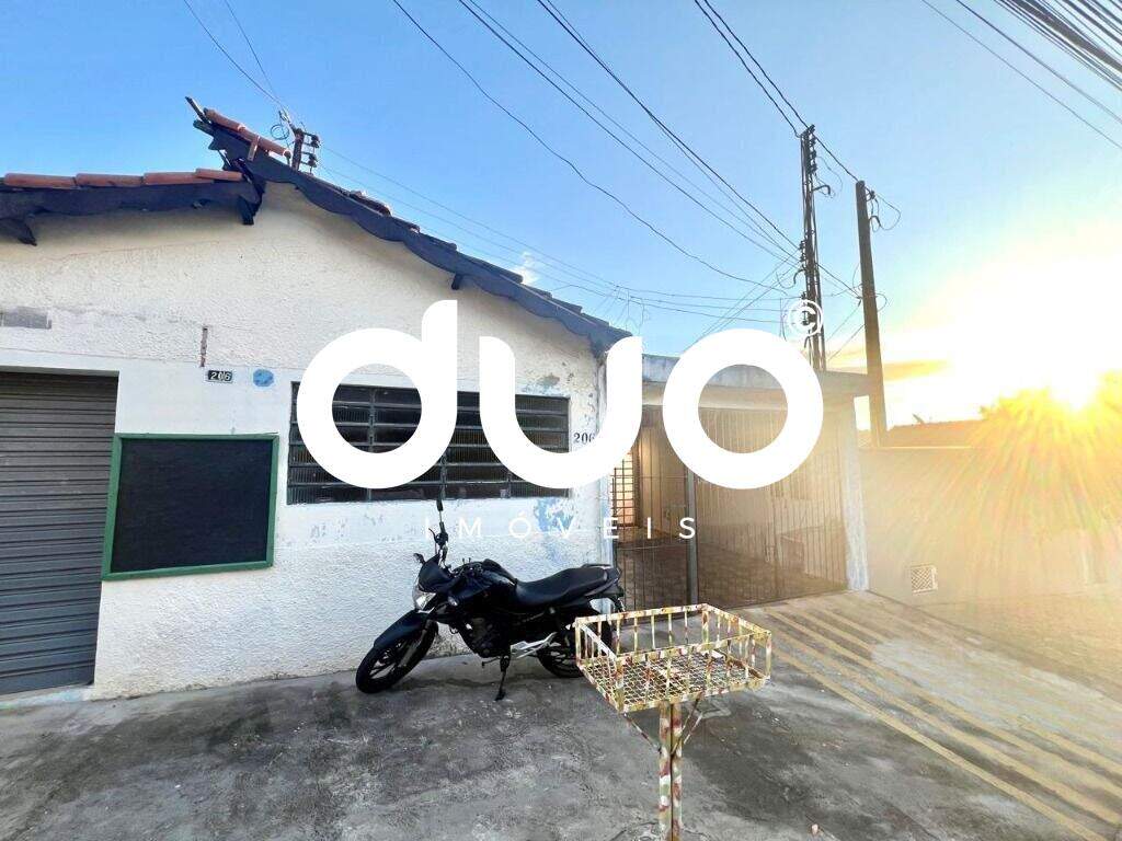 Casa à venda no Jaraguá: 