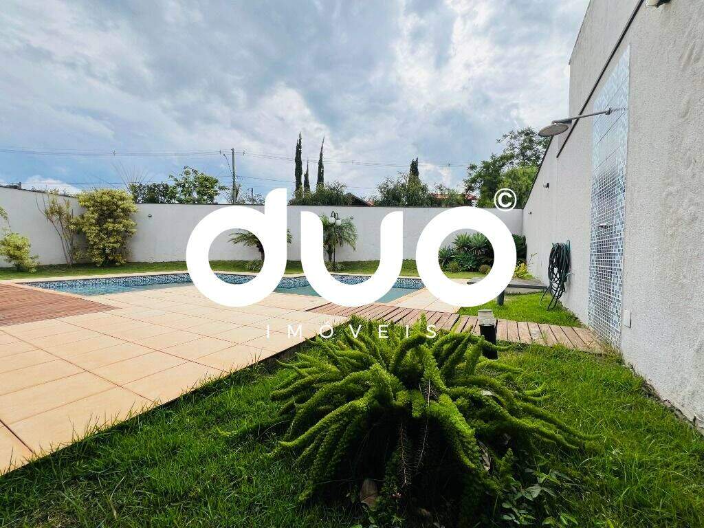 Casa à venda no Recanto Universitário: 
