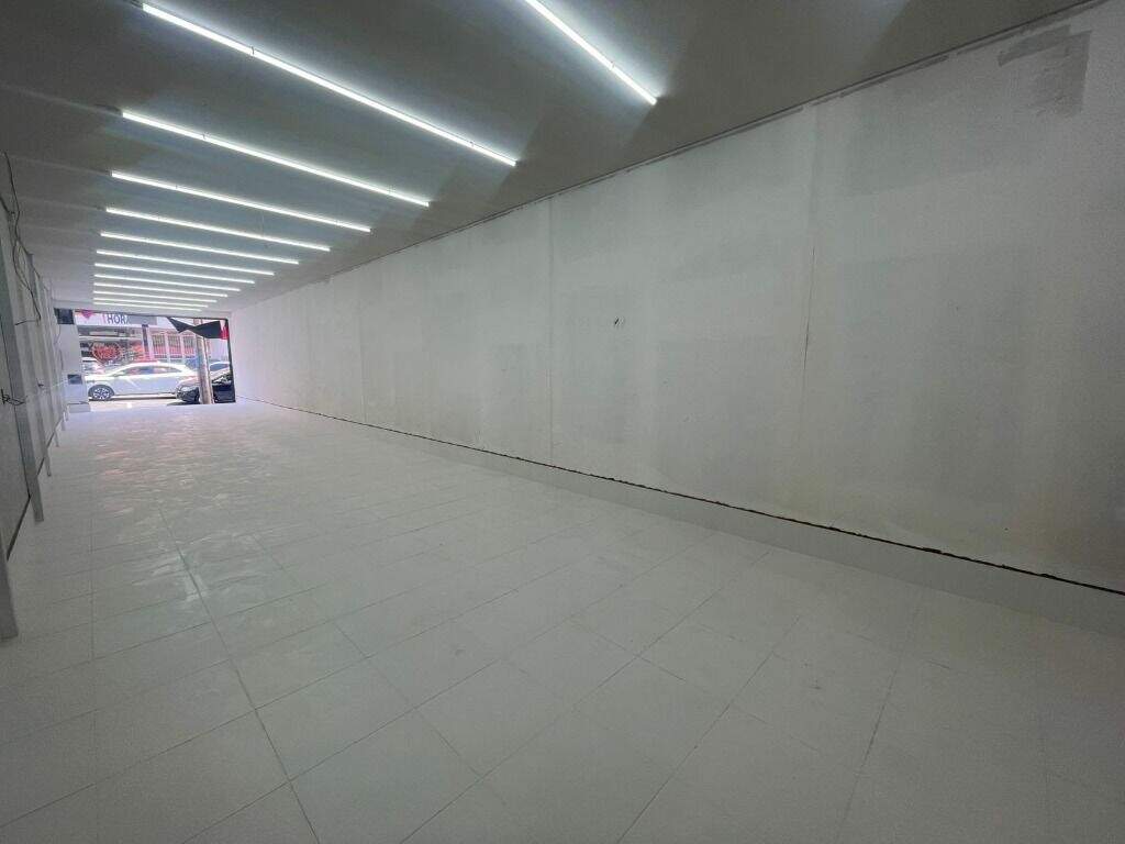 Salão para aluguel no Centro: 