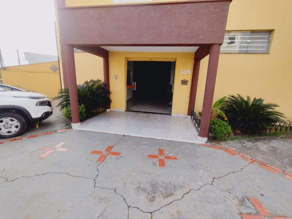 Salão para aluguel no Vila Industrial: 