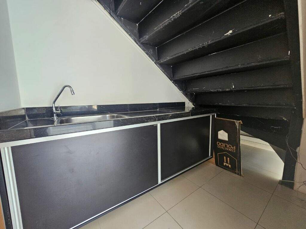 Salão para aluguel no Alemães: 