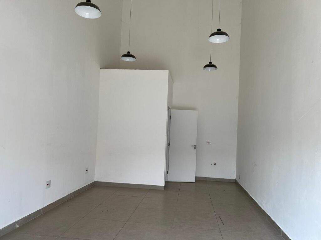 Salão para aluguel no Parque Cecap I: 