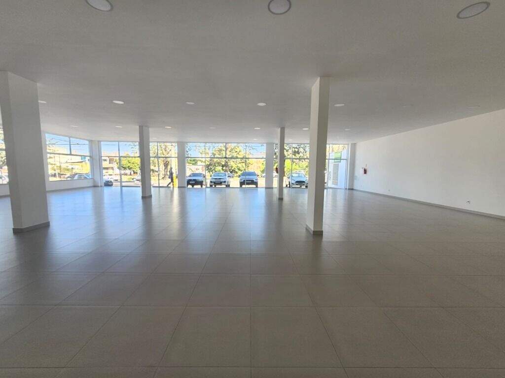 Salão para aluguel no Jardim Petrópolis: 