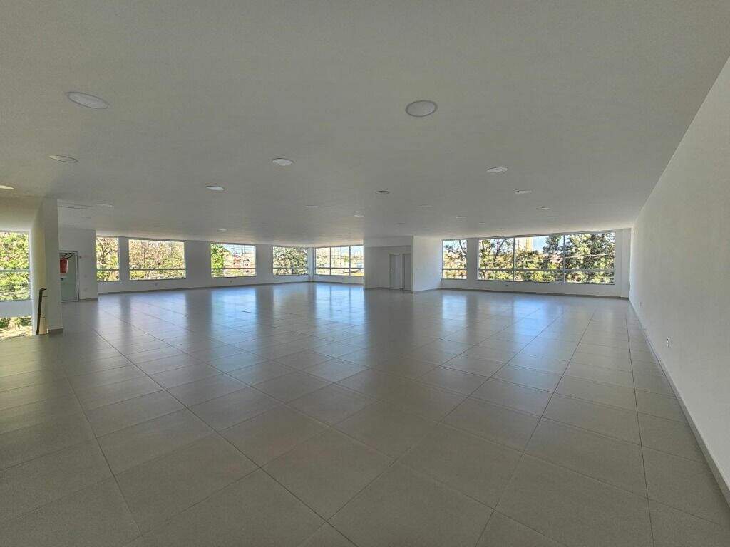 Salão para aluguel no Jardim Noiva da Colina: 