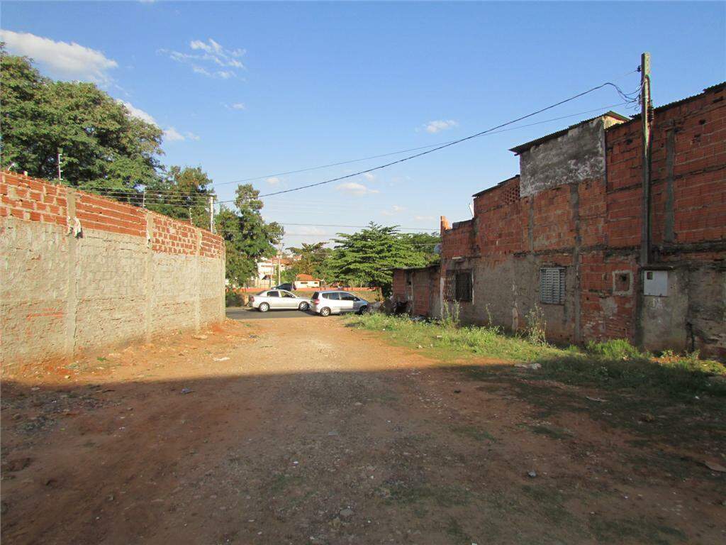 Terreno à venda no Nova América: 