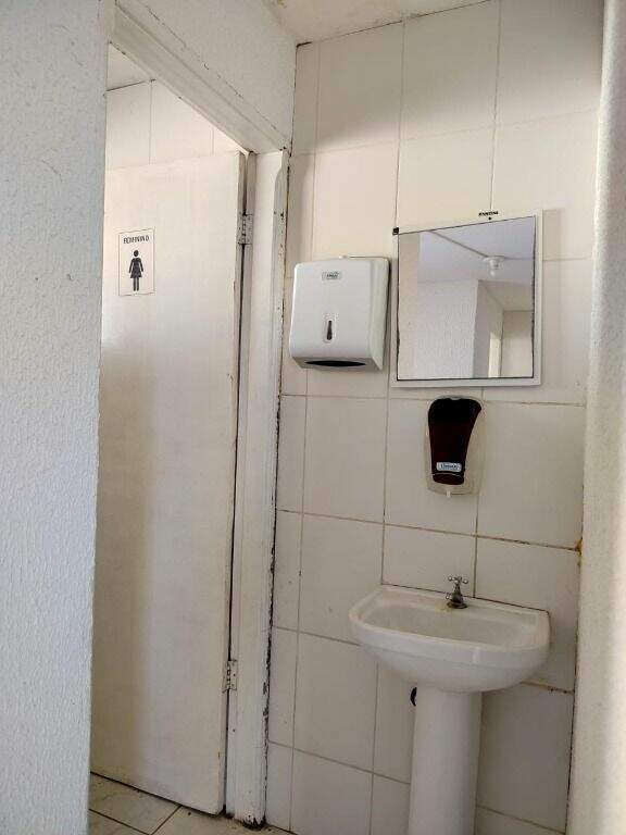 Salão à venda no Jardim Nova Suíça: 