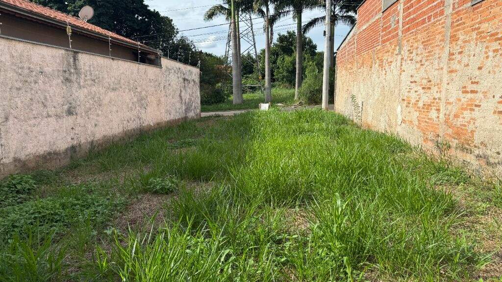 Terreno à venda no Conjunto Residencial Mário Dedini: 