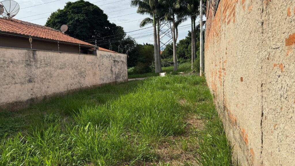 Terreno à venda no Conjunto Residencial Mário Dedini: 