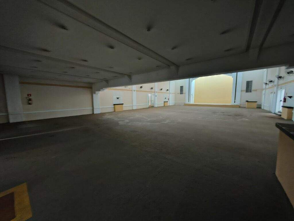 Salão para aluguel no Centro: 