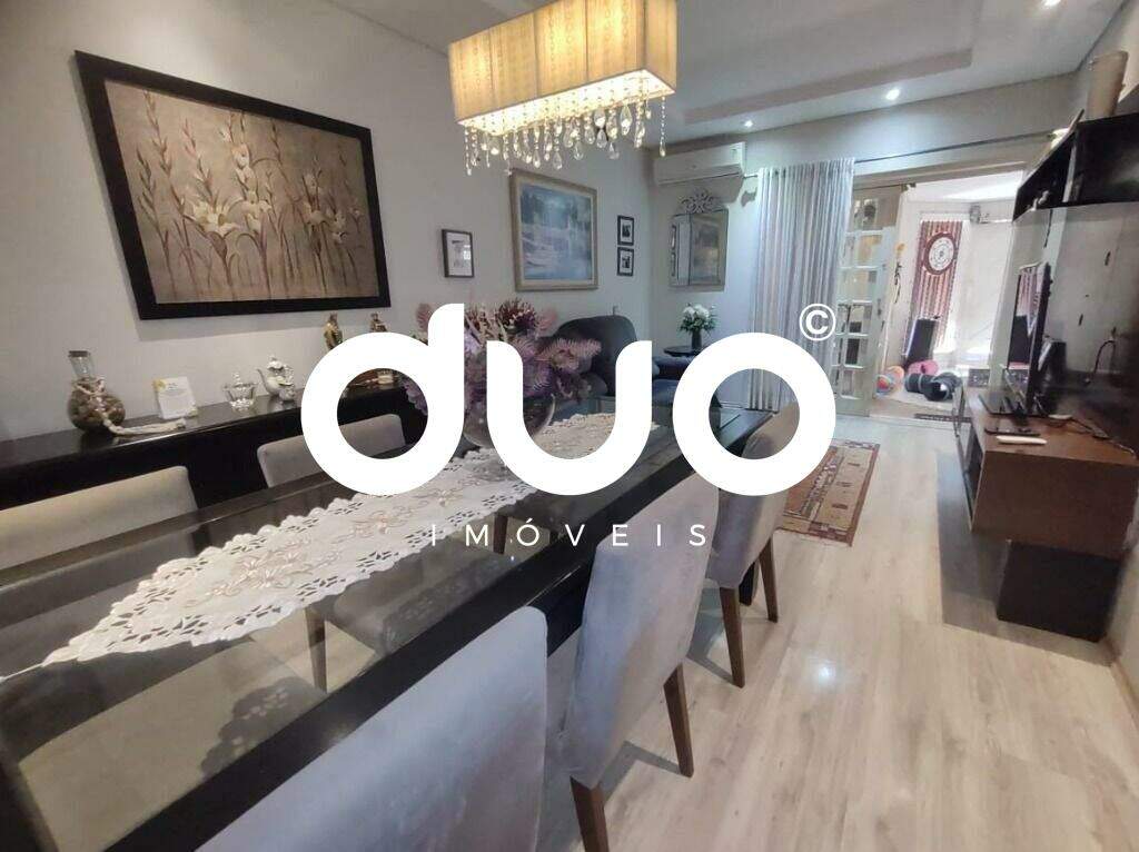 Casa à venda no Centro: 