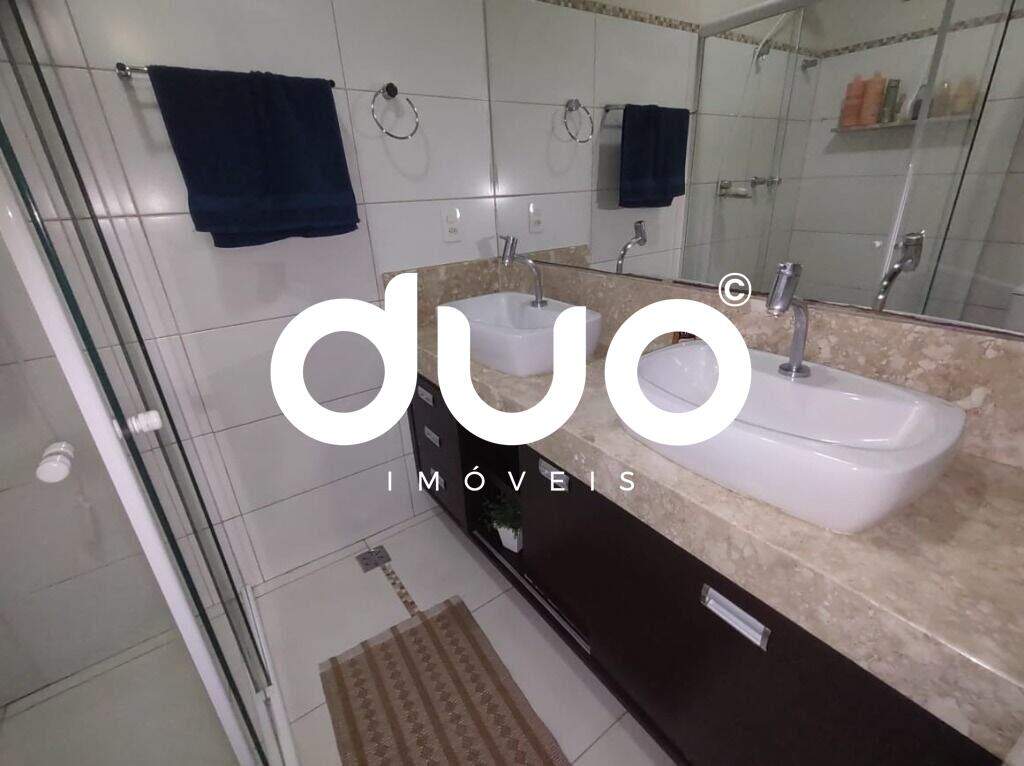 Casa à venda no Centro: 