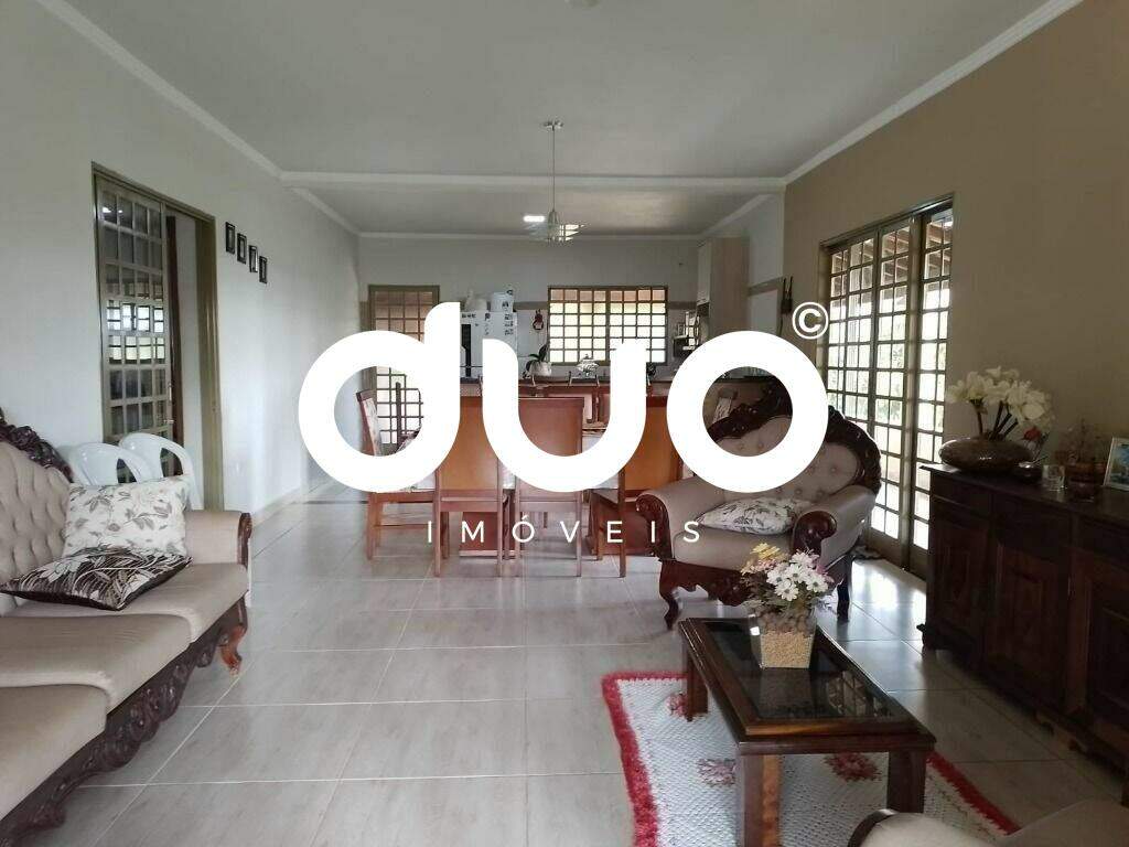 Casa à venda no Zona Rural: 