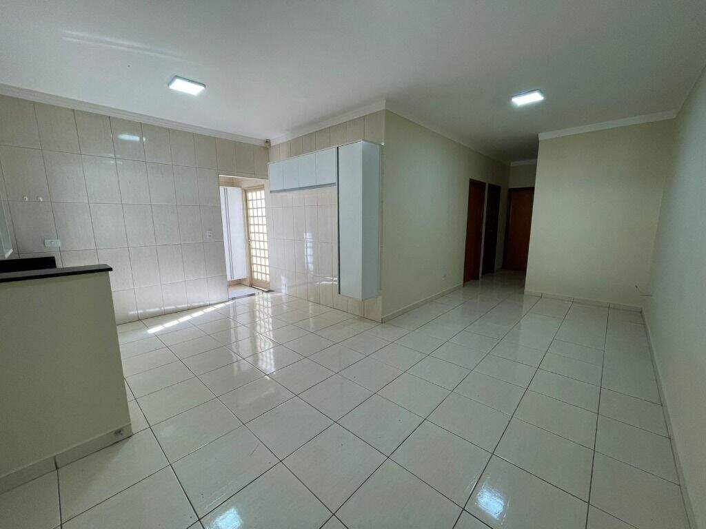 Casa para aluguel no Jardim Astúrias II: 