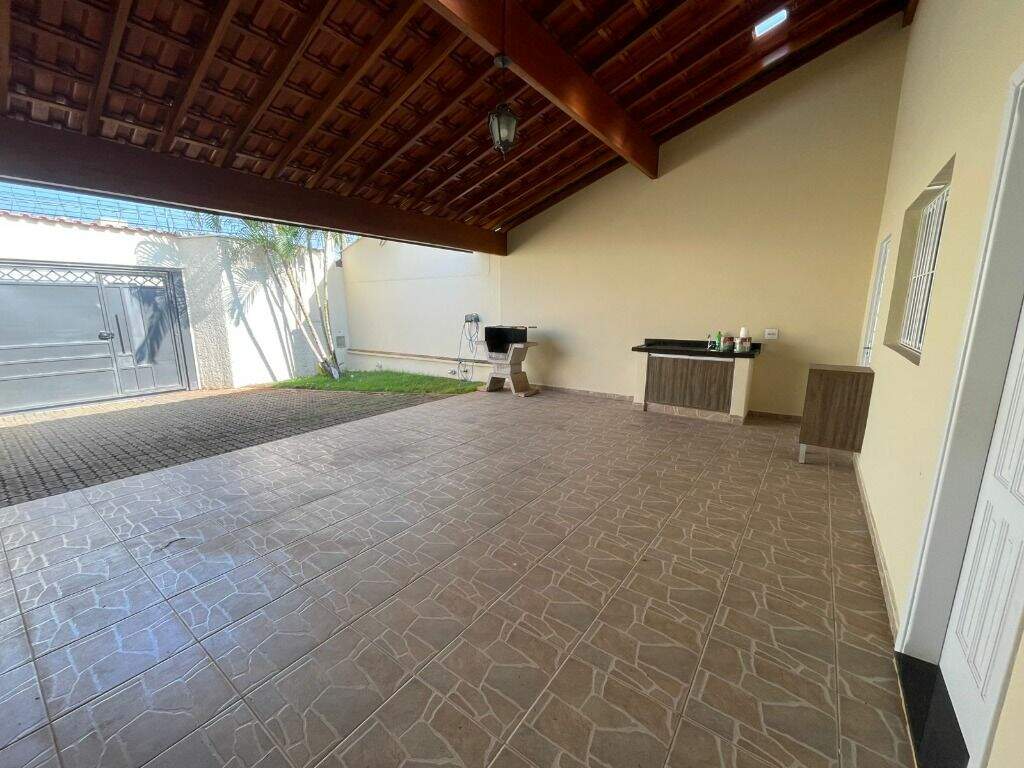 Casa para aluguel no Jardim Astúrias II: 