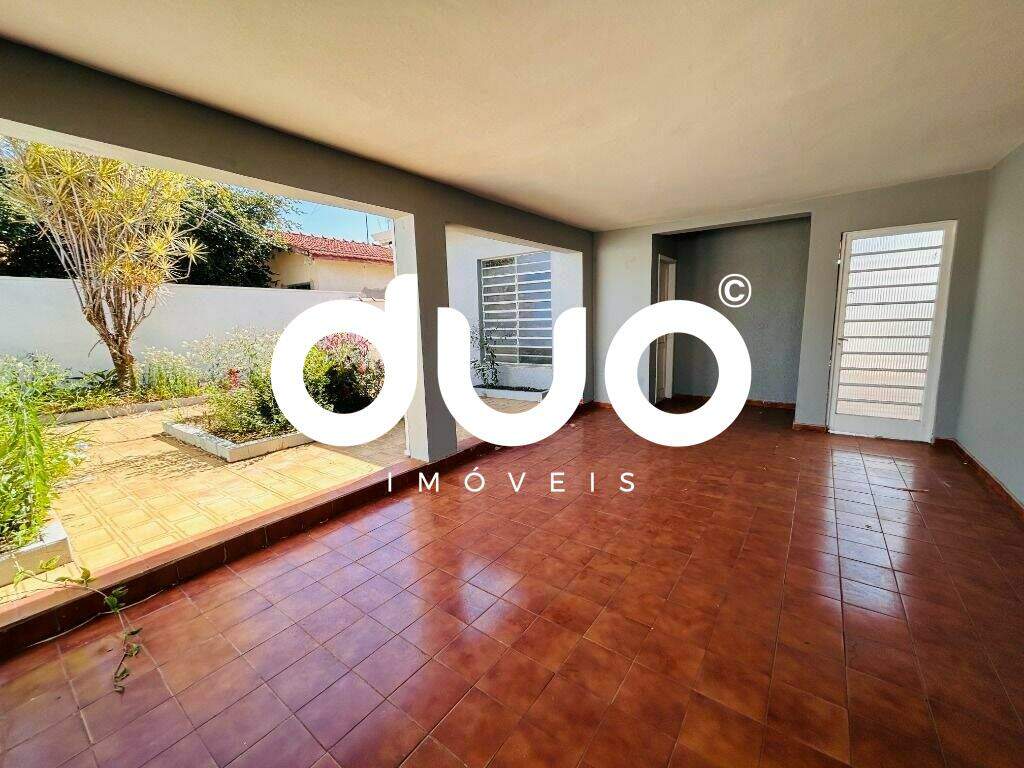 Casa à venda no Jardim Monumento: 