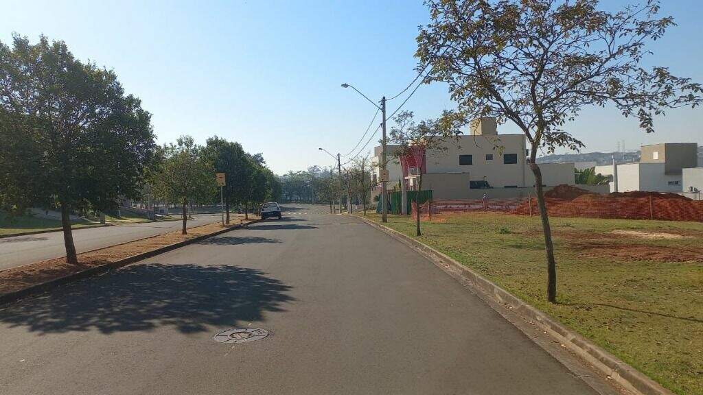 Terreno à venda no Loteamento Residencial e Comercial Villa DAquila: 