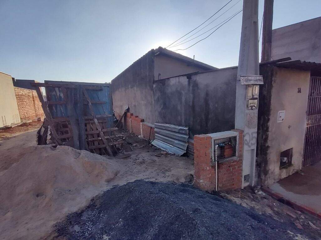Terreno à venda no Loteamento Santa Rosa: 