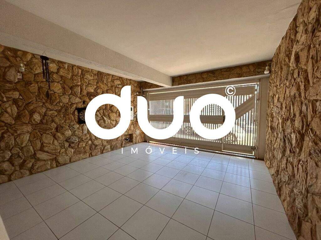 Casa à venda no Jardim Diamante: 