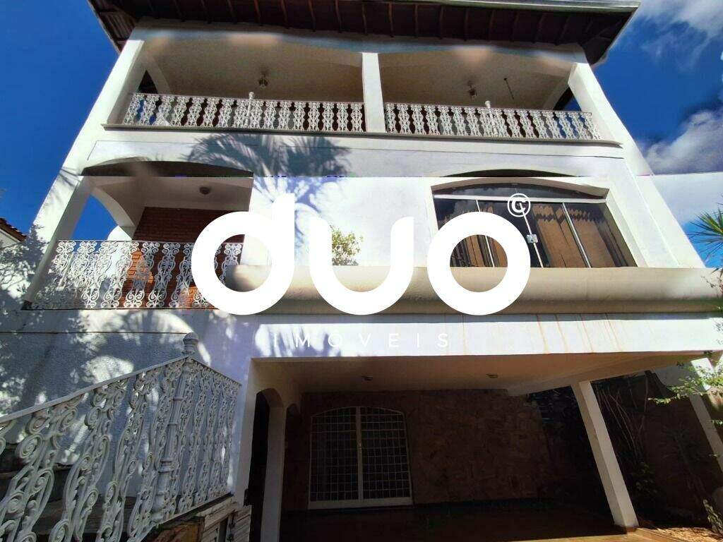 Casa à venda no Parque Santa Cecília: 