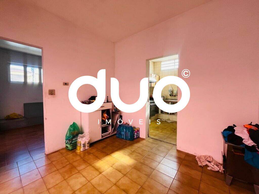 Casa à venda no Centro: 