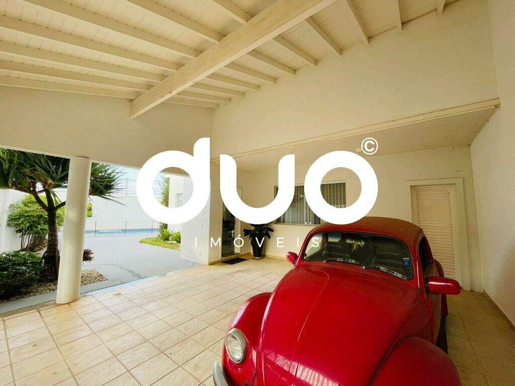 Casa à venda no Dois Córregos: 