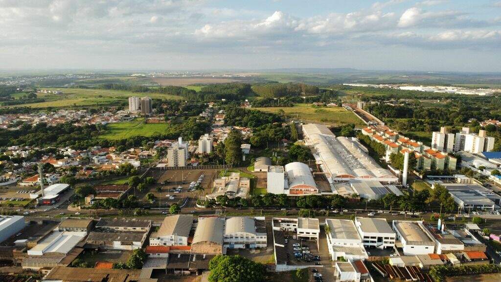 Terreno à venda no Água Seca: 
