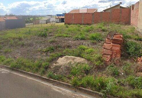 Terreno à venda no Taquaral: 