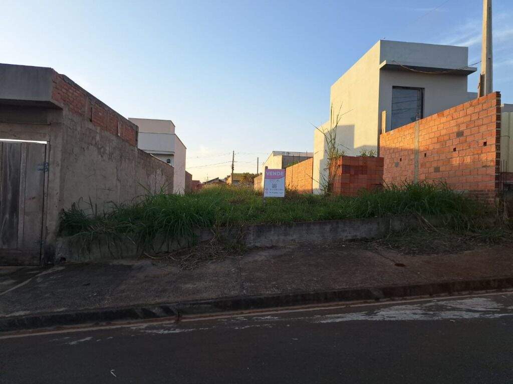 Terreno à venda no Taquaral: 
