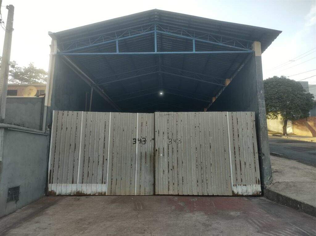 Barracão à venda no Parque Chapadão: 