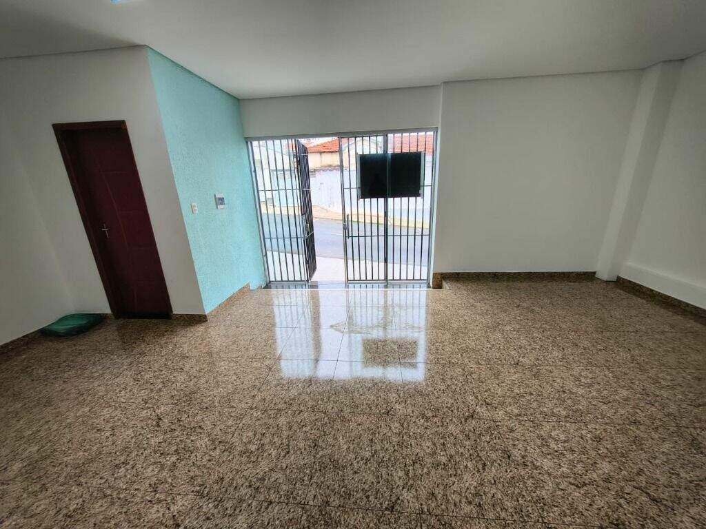 Salão para aluguel no Centro (Ártemis): 