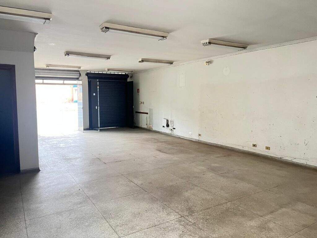 Salão à venda no Vila Rezende: 