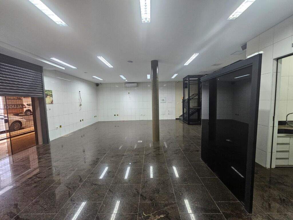 Salão para aluguel no Piracicamirim: 