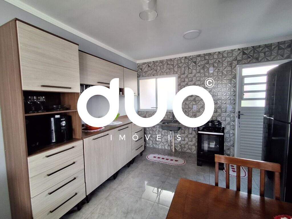 Casa à venda no Altos do São Francisco: 