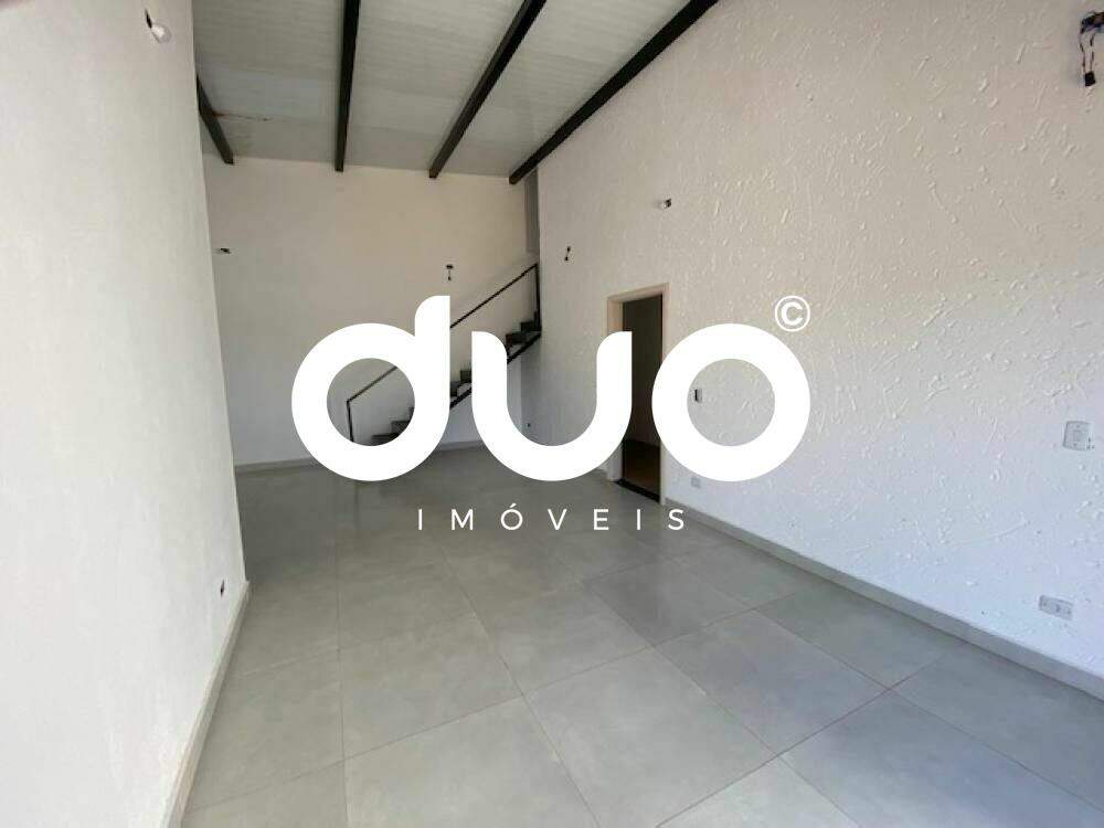 Casa à venda no Chácara Esperia: 