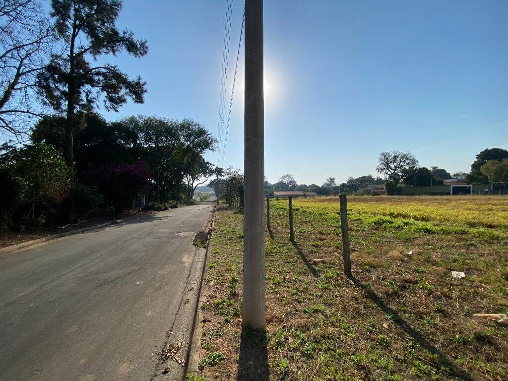 Terreno à venda no Dois Córregos: 