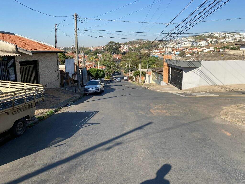 Terreno à venda no Jaraguá: 