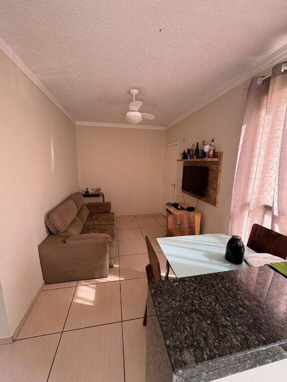 Apartamento à venda no Santa Terezinha: 