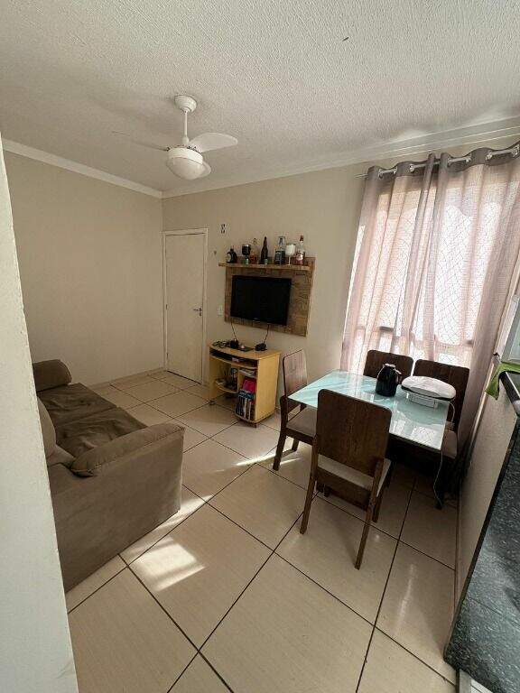 Apartamento à venda no Santa Terezinha: 