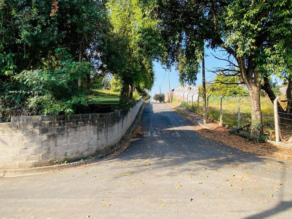Terreno à venda no Dois Córregos: 