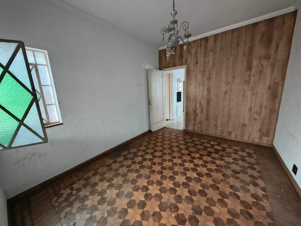 Casa para aluguel no Centro: 