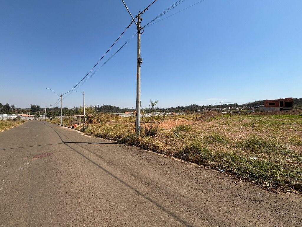 Terreno à venda no Vivendas: 