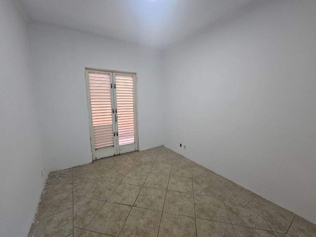 Casa para aluguel no Centro: 