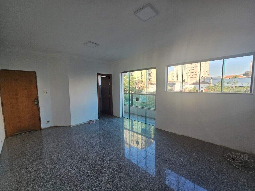 Casa para aluguel no Centro: 