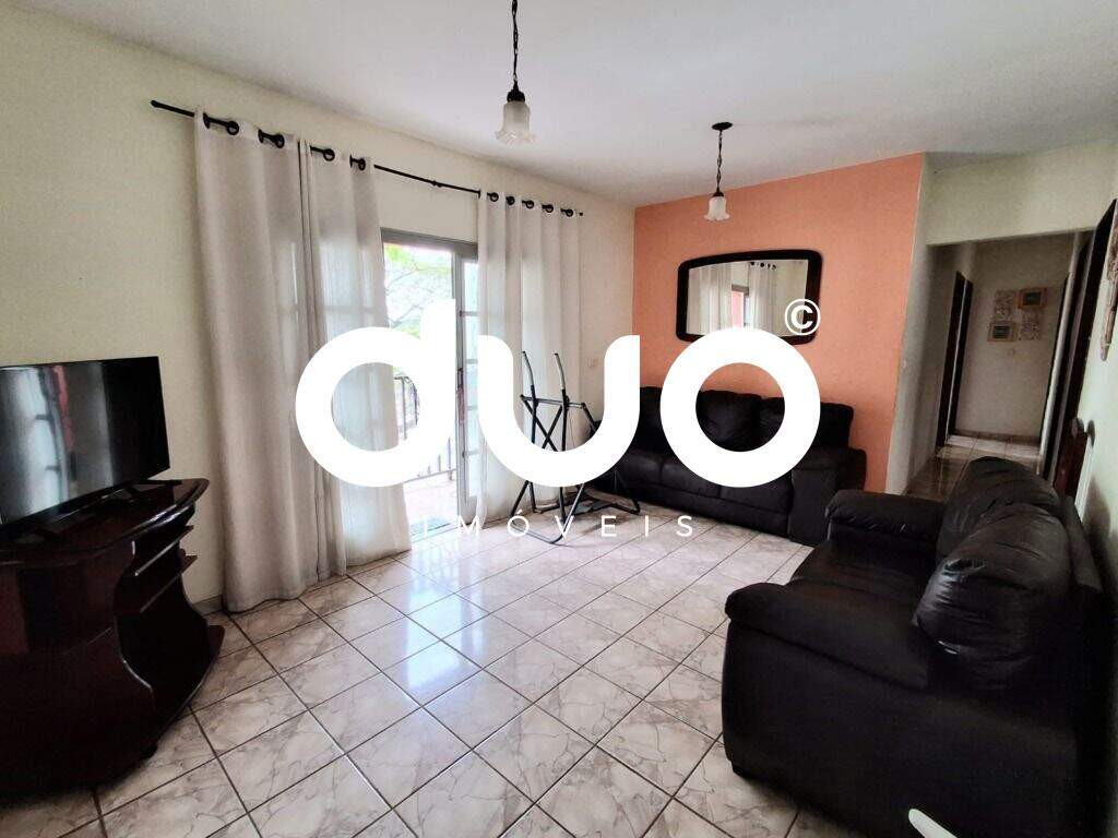 Casa à venda no Centro: 