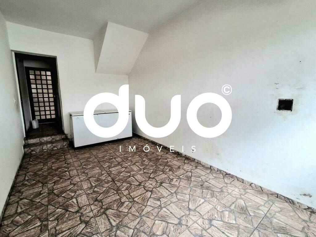 Casa à venda no Centro: 